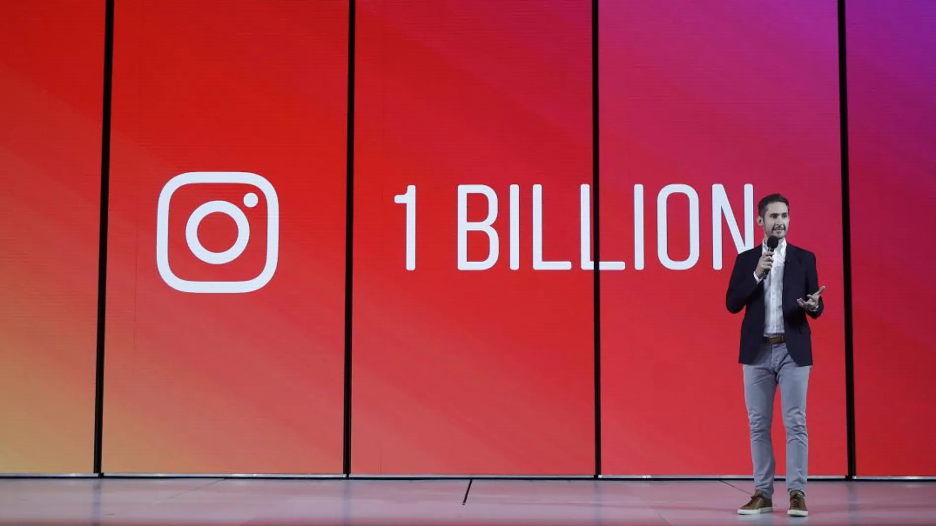 El consejero delegado de Instagram, Kevin Systrom, durante la presentación de las últimas novedades de la compañía / AP