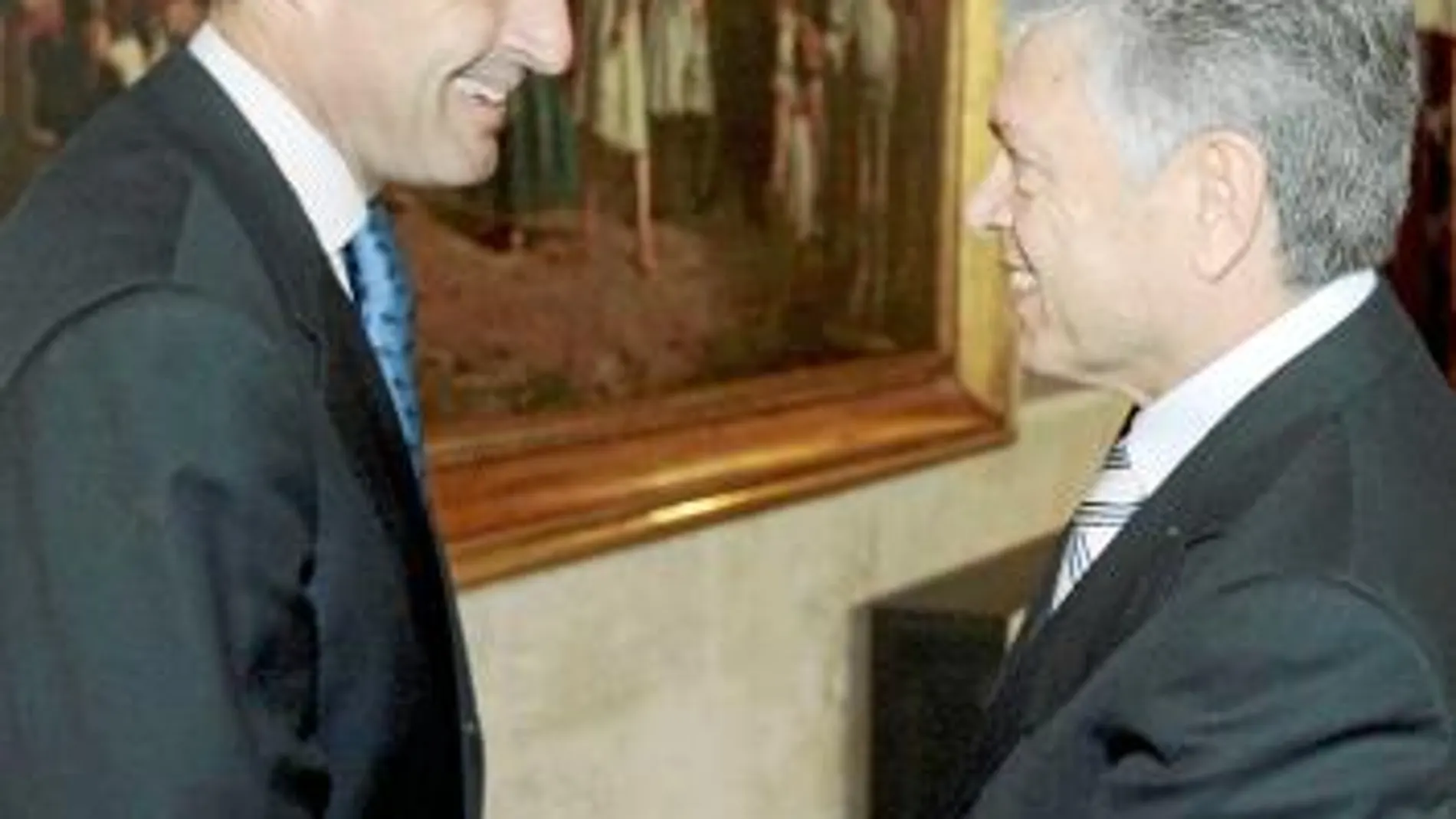 Crespo cree que CAM y Bancaja crecerán más si siguen separadas