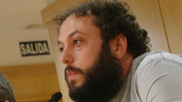 Querella por provocación al odio contra dos ediles de Carmena por sus tuits