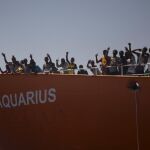 El barco Aquarius que gestionan Médicos Sin Fronteras (MSF) y SOS Mediterranée transporta 629 migrantes. Foto: Ap