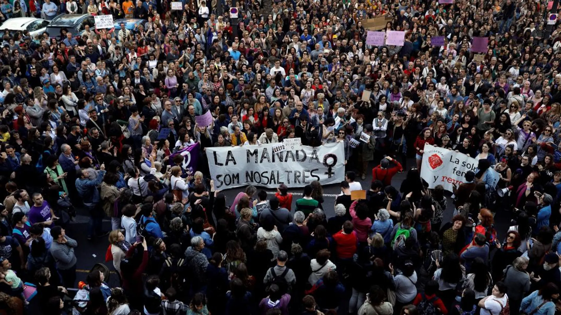 Miles de personas se manifiestan en toda España en contra la sentencia de «La Manada»