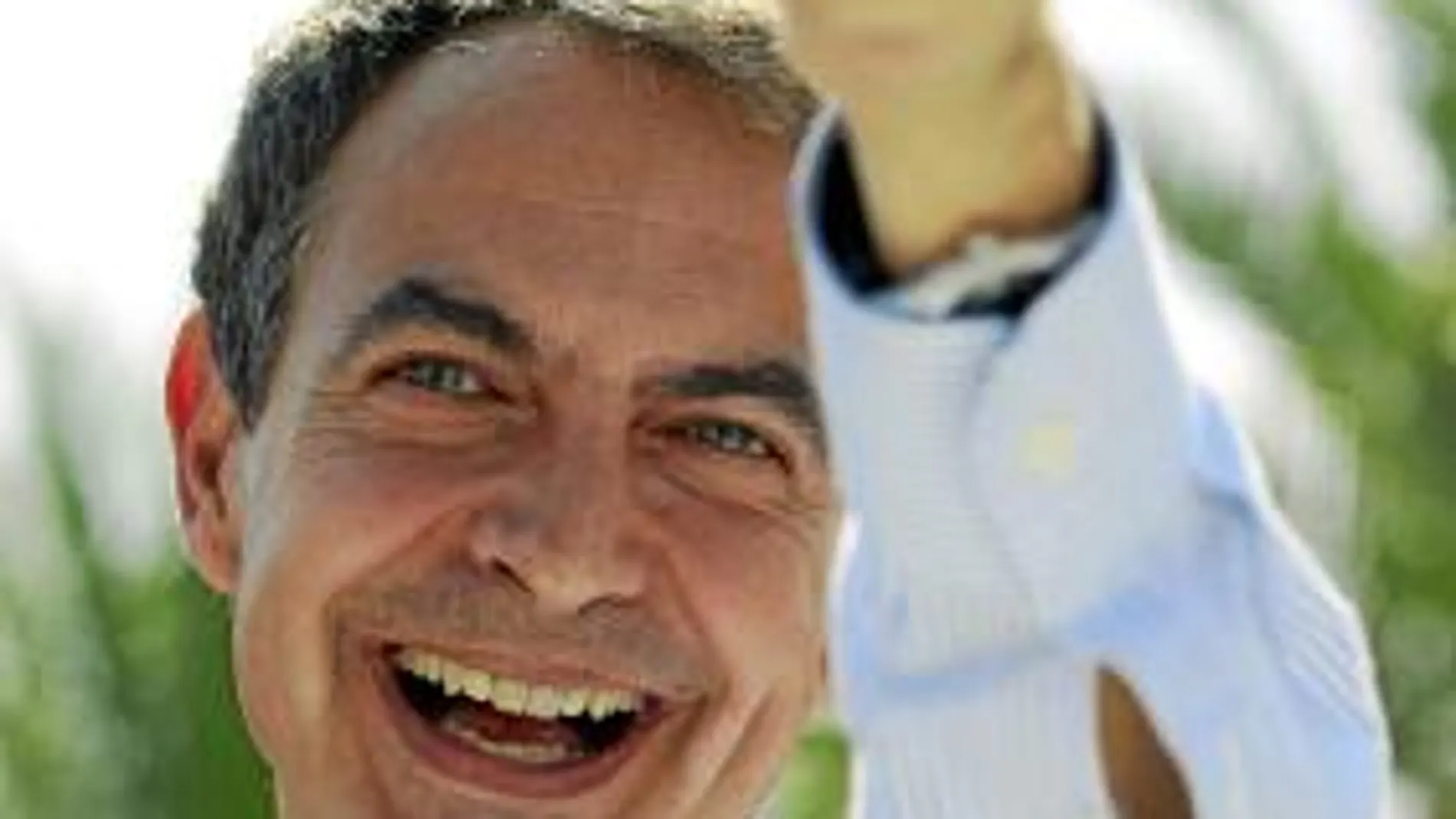 Zapatero se juega hoy la estabilidad interna en el PSOE