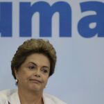 La presidenta de Brasil, Dilma Rousseff, participando en una ceremonia este, miércoles 30 de marzo de 2016, en el Palacio del Planalto en Brasila