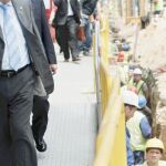 El paro baja en 55.250 personas al calor del verano y del Plan E