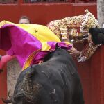 Momento del grave percance en la plaza de toros de Salamanca