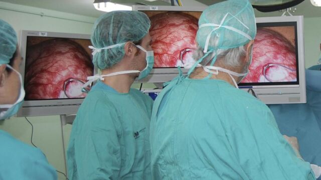 Intervención quirúrgica contra la obesidad.