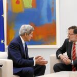 John Kerry y Mariano Rajoy, ayer durante su reunión en La Moncloa