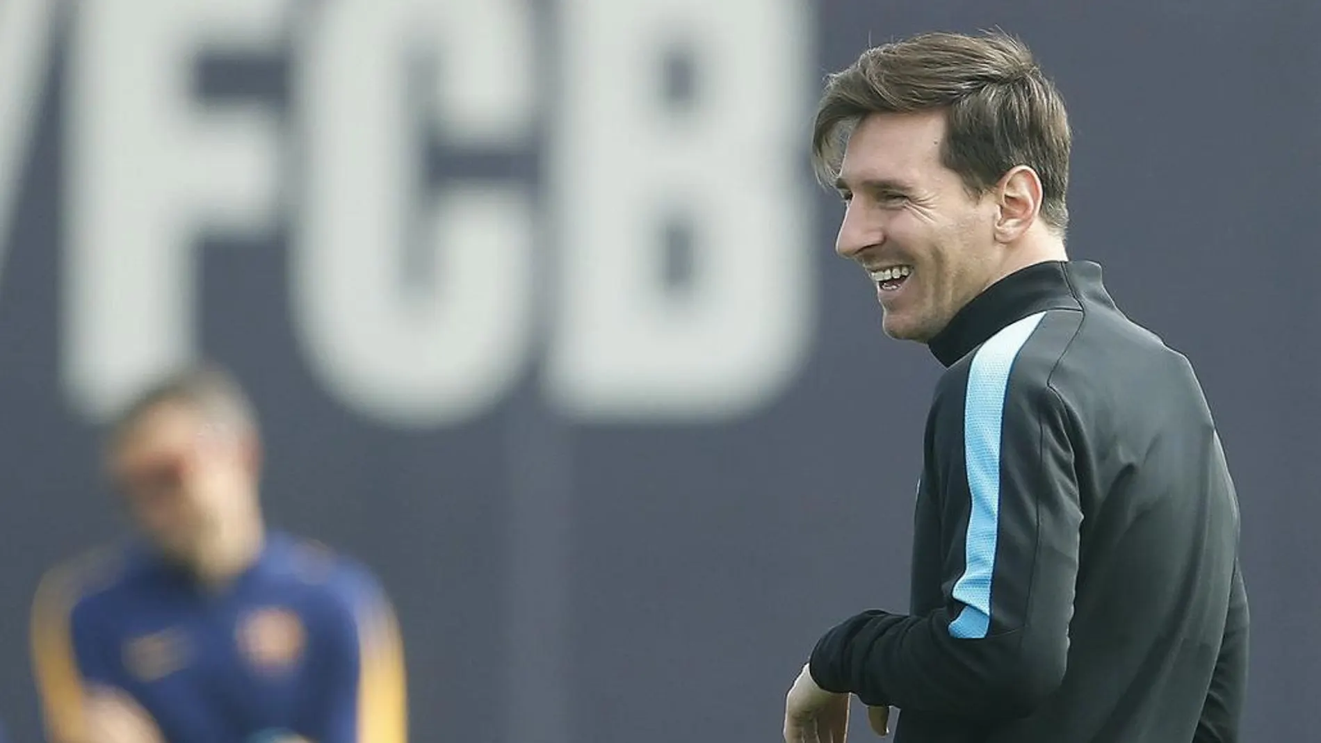 El delantero argentino y el entrenador español del FC Barcelona, Leo Messi