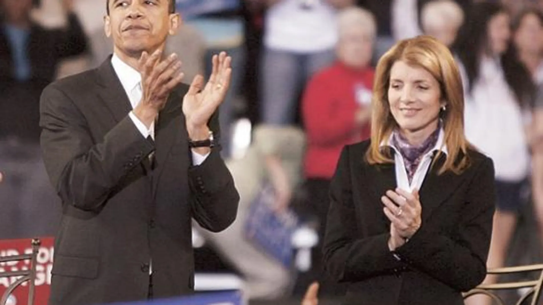 Caroline Kennedy, junto a Barack Obama, en un mitin del entonces candidato presidencial en enero de 2008