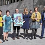 De izquerda a derecha, Sara Dueñas, Clara Luquero, Julio Míchel, Mar Sancho, Pilar Sanz y Pablo Gómez Ortega