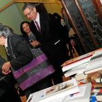 Los ejemplares que repartirá el Ayuntamiento han sido donados por nueve editoriales españolas
