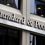 Fachada de la agencia de medición de riesgo Standard & Poor's en Nueva York (EEUU).