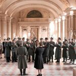 Imagen de la película de Sokurov en la que cuenta la salvación de las más de cuatro mil obras de arte que salieron del Museo del Louvre para evitar ser destruidas por los combates