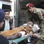 Al menos 42 muertos en un atentado suicida en Pakistán