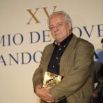 Javier Reverte tras recibir el Premio Fernando Lara