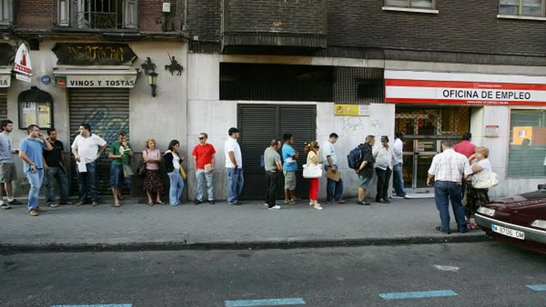El paro en España subirá al 19,8% en 2001 según Moody's