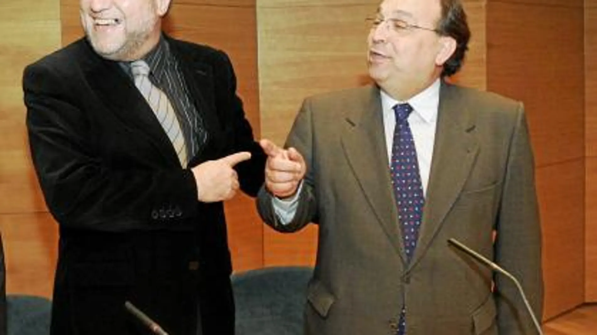 Monteseirín señala a Alfonso Mir, su sucesor como presidente de Mercasevilla