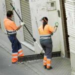 Lipasam cuenta, de media, con 1.582 trabajadores. Su deuda oficial se redujo de 70 a 41 millones en 2009.