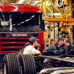 El fabricante de camiones Scania ha tenido que paralizar su producción por falta de suministros