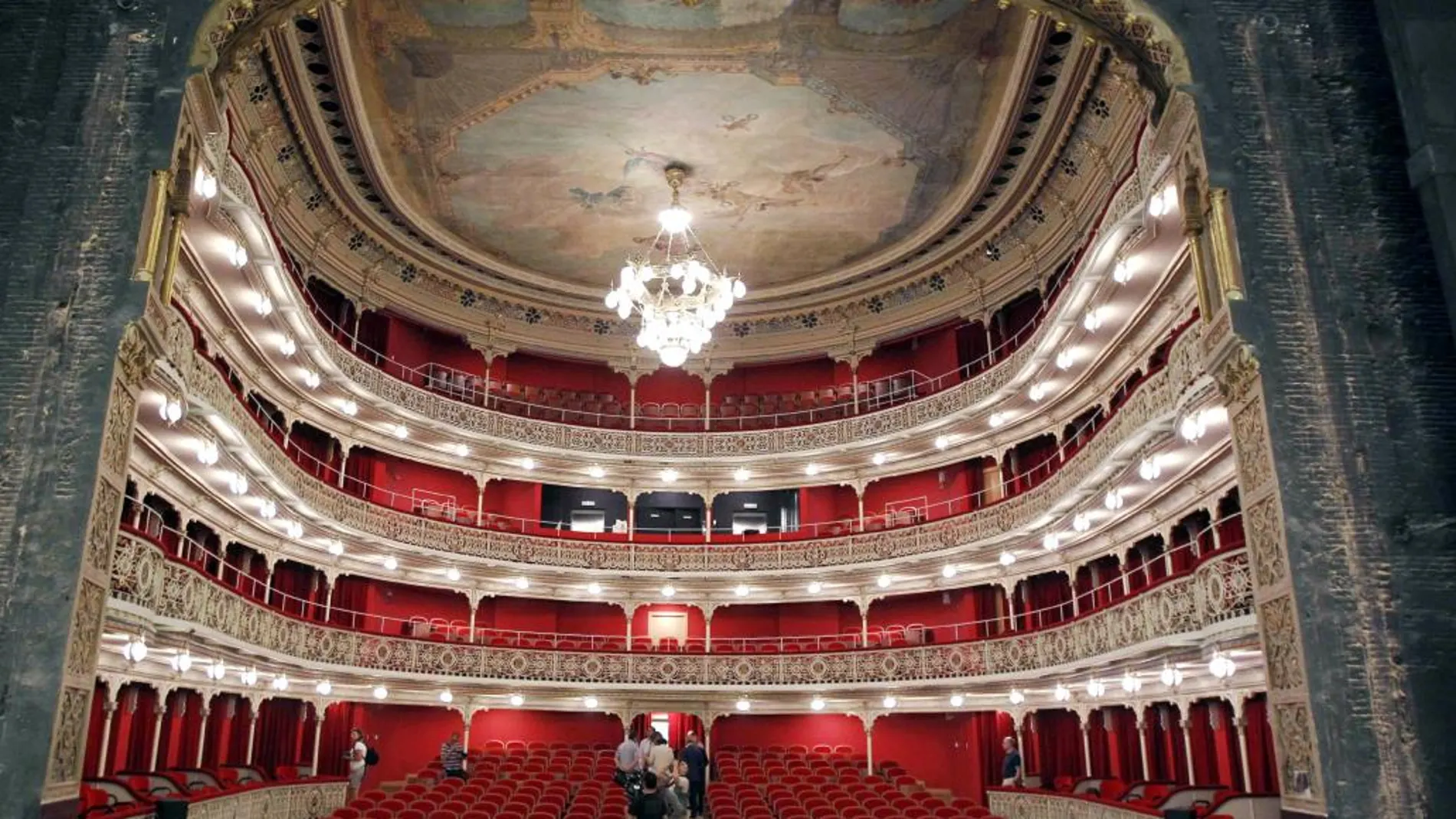 Una imagen del interior del teatro de la comedia, ayer