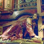 Cristo caído de la Real Parroquia de San Ginés de Madrid. Se trata de una imagen de la escuela napolitana tallada por el escultor italiano Nicola Fumo en 1698.