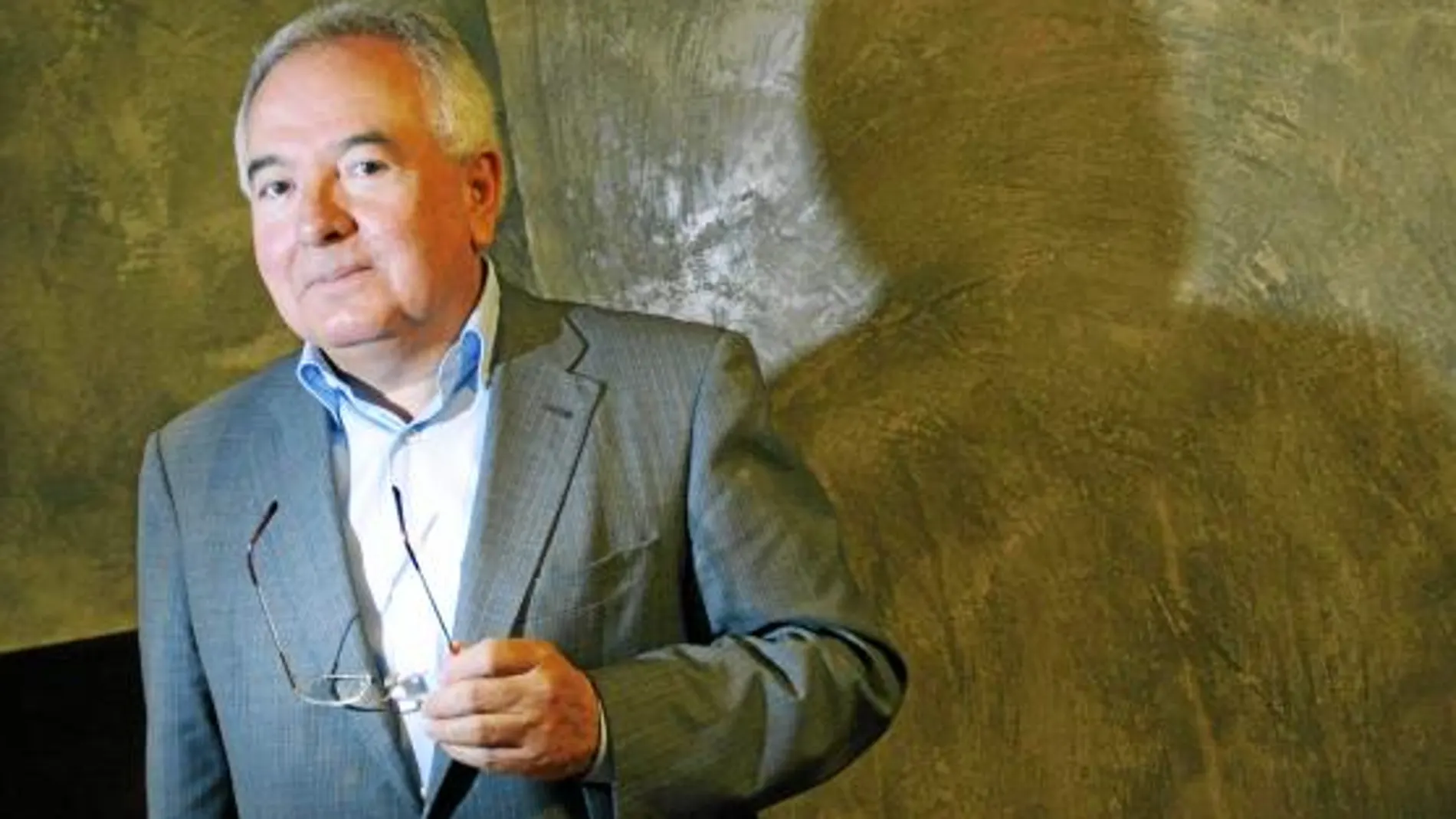 Antoni Bolinches: «Nada neurotiza más que el poder»