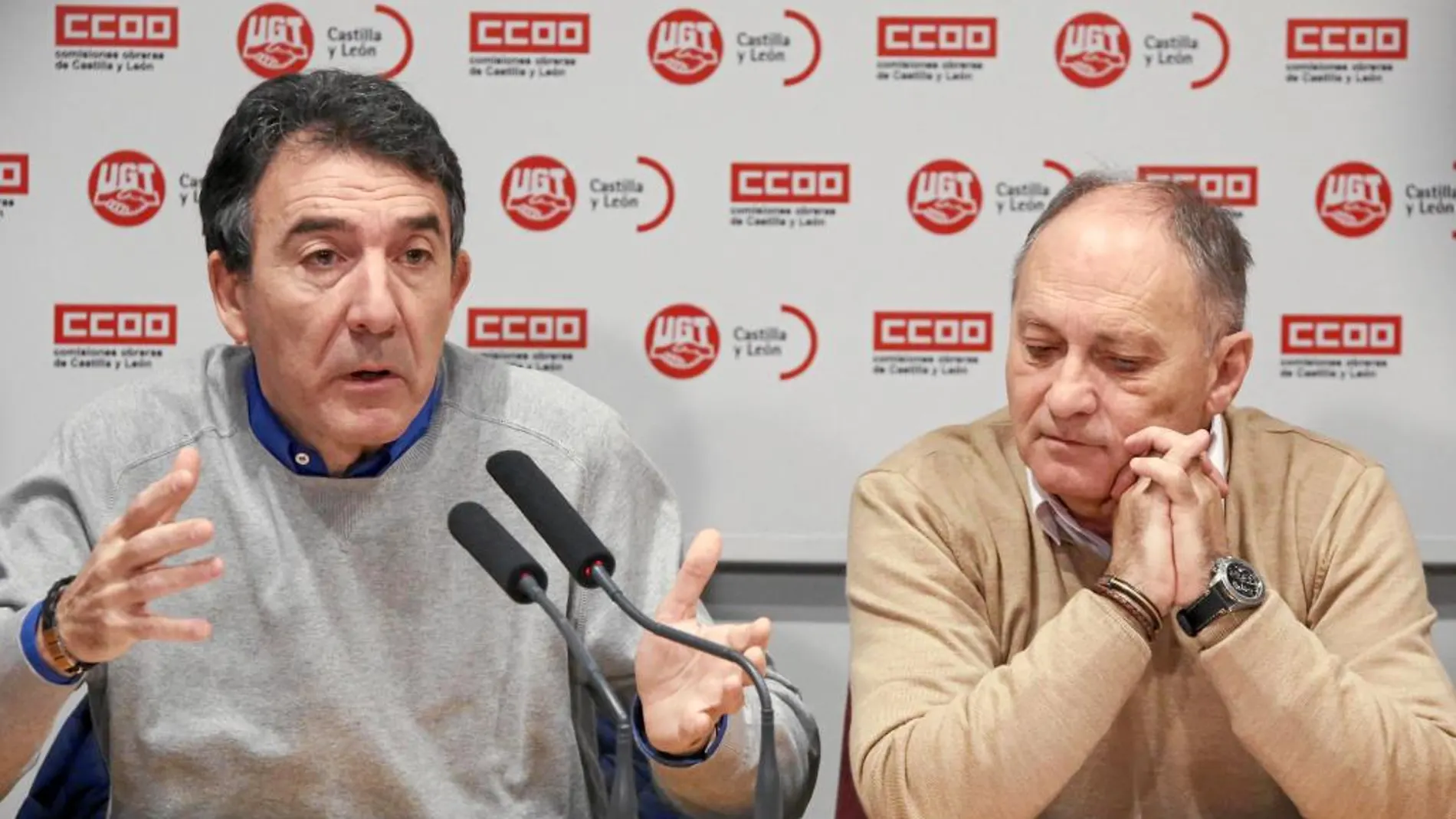 Los secretarios regionales de los sindicatos CC OO y UGT, Ángel Hernández y Faustino Temprano.