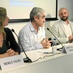 Jordi Graupera y Josep Manel Ximenis junto a los responsables de las candidaturas en Reus y Mataró, ayer en la rueda de prensa / La Razón