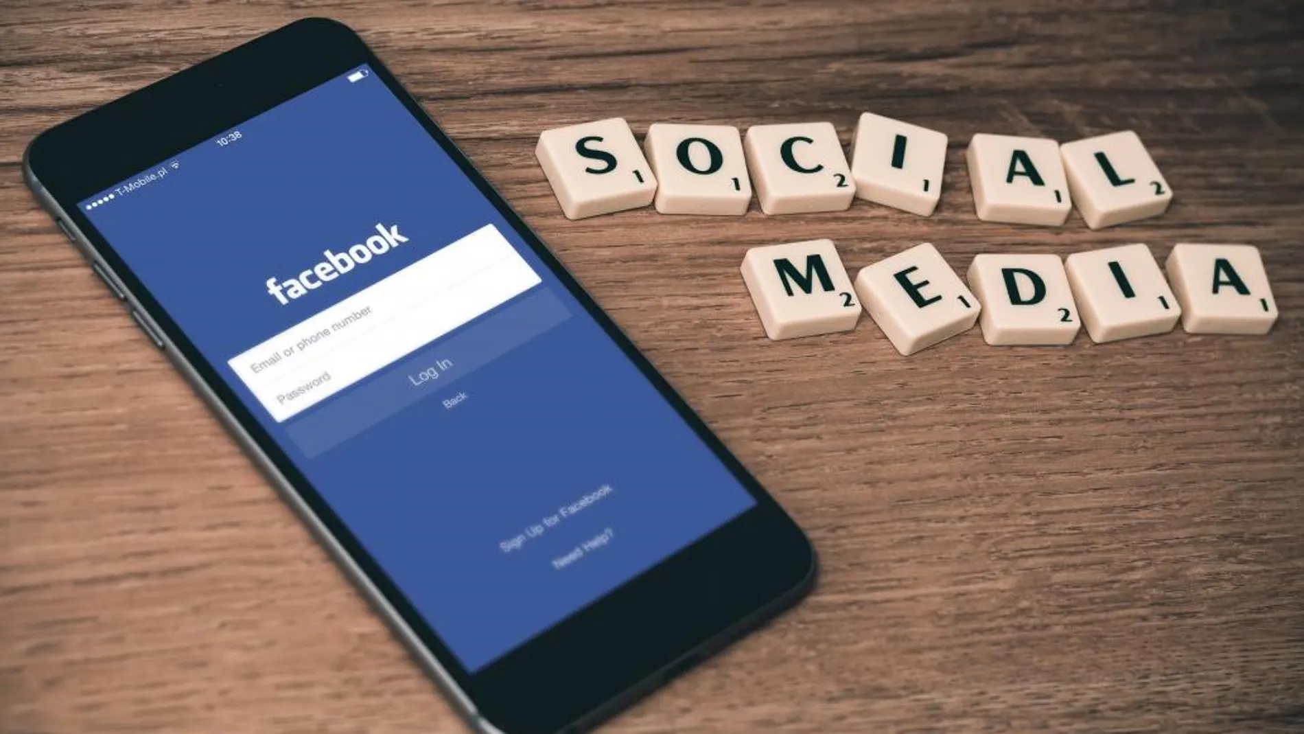 ¿Cómo nos comportamos en las redes sociales?