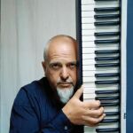 Peter Gabriel sinfónico y descastado