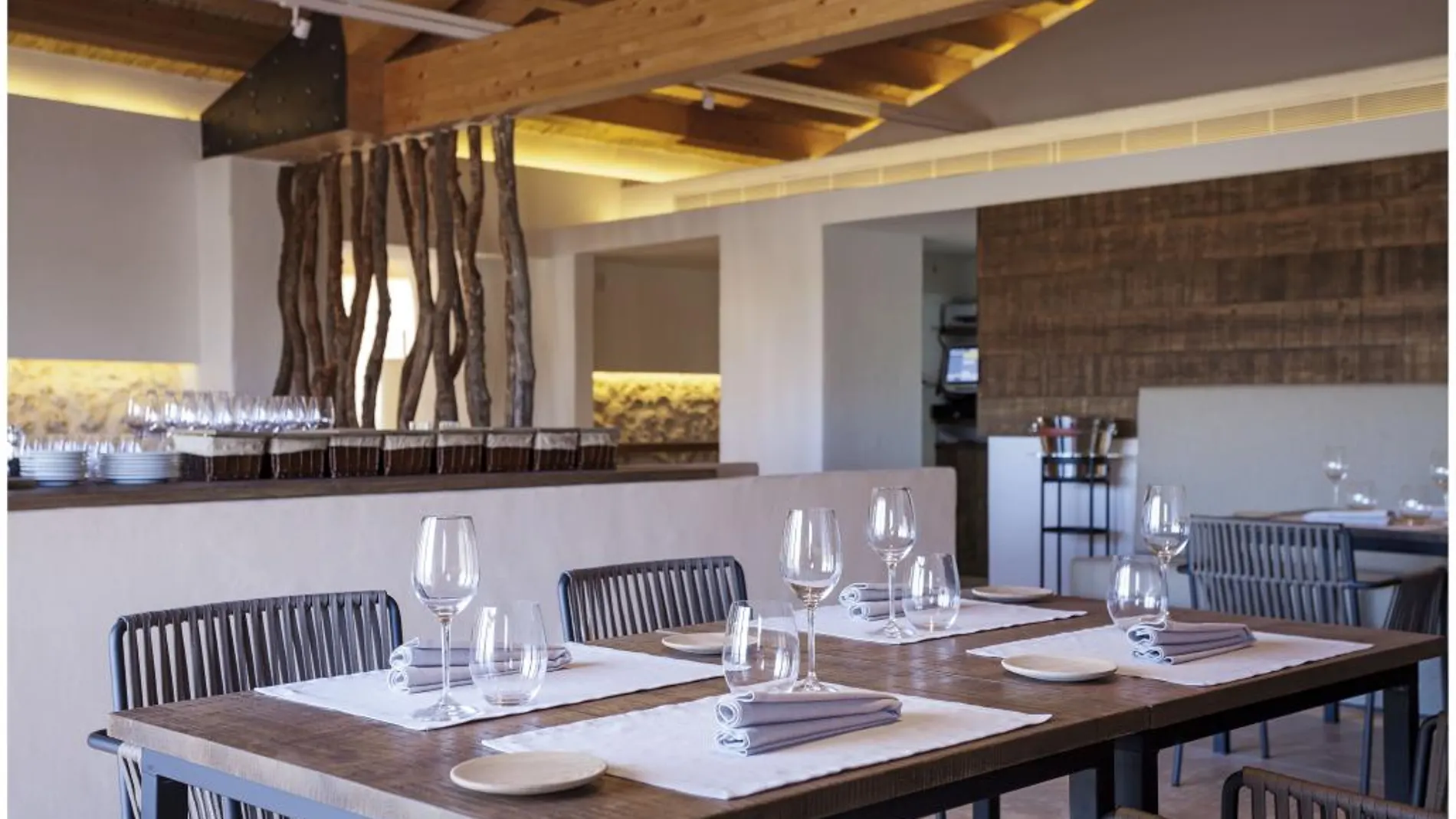 Torralbenc, Menorca servida en plato hondo
