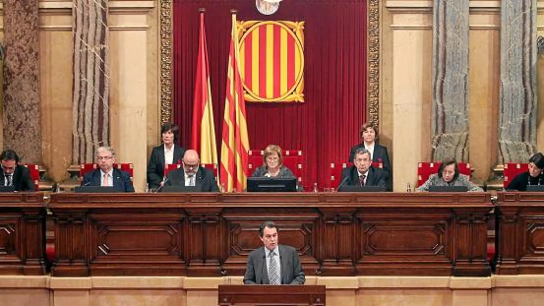Artur Mas inició ayer el debate de investidura, que se prolongará hasta el jueves