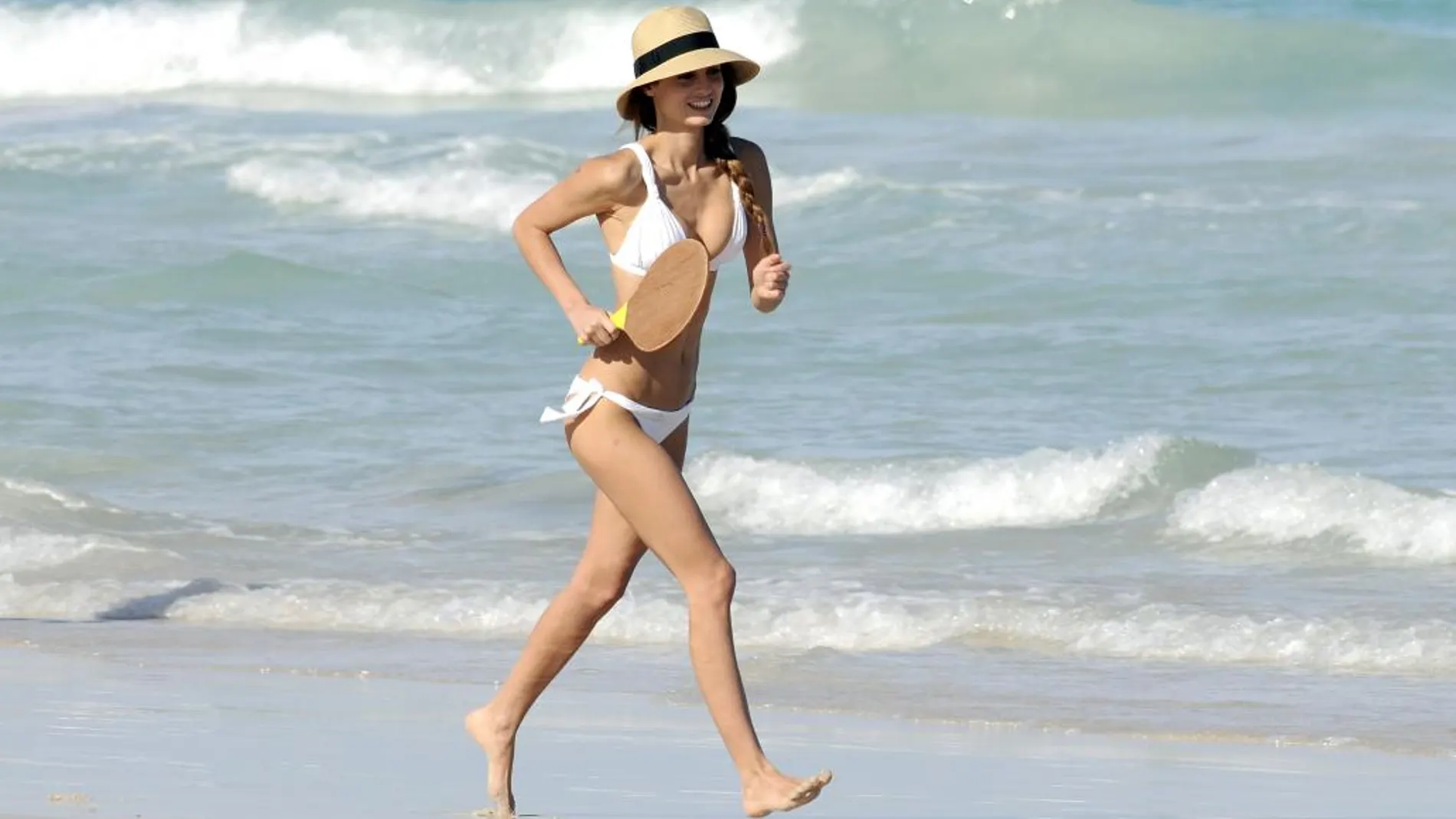 La modelo Ariane Artiles durante unas vacaciones en Miami