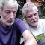 John Ridsdel, a la derecha, y Robert Hall durante su cautiverio