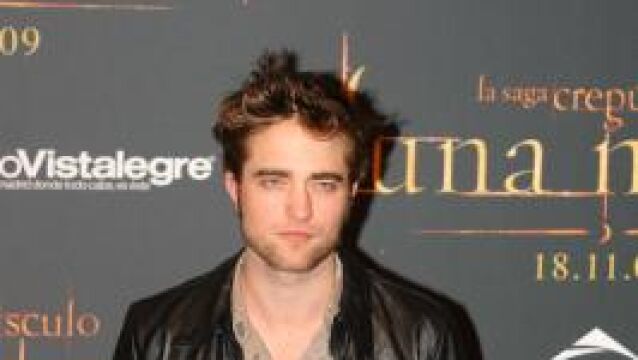 Pattinson quiere crear su propia religión
