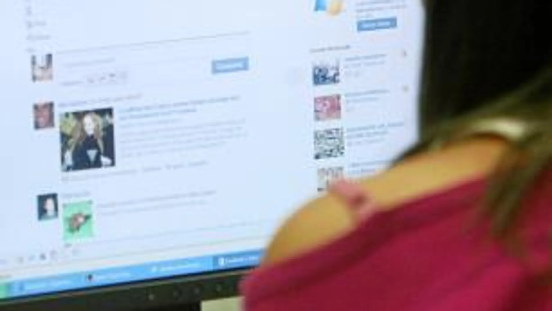 Los «cacos» pueden obtener datos valiosos de los usuarios que les permitan saber cuándo van a dejar su hogar deshabitado