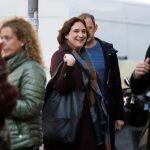 La alcaldesa de Barcelona, Ada Colau,ha sido muy criticada por su desaire a Felipe VI
