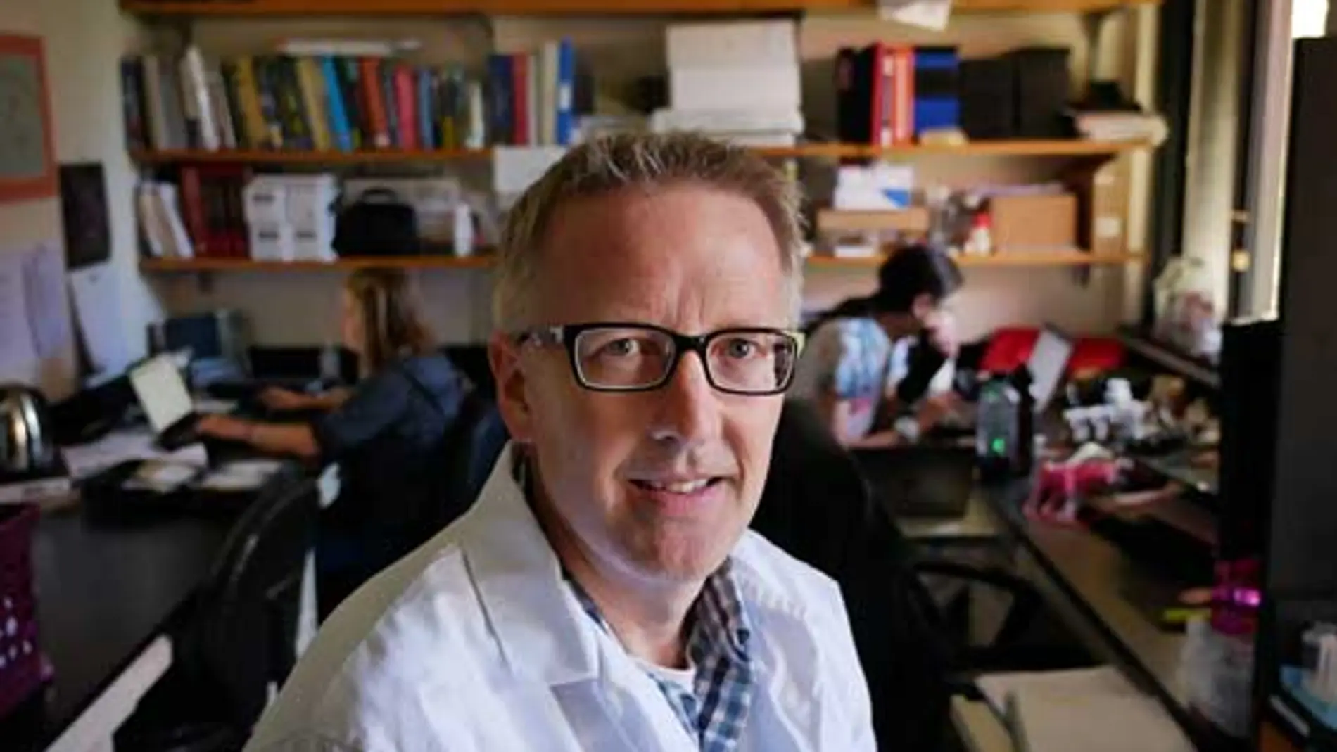 Christopher Lowry, profesor asociado en el Departamento de Fisiología Integrativa en la Universidad de Colorado y uno de los directores de la investigación