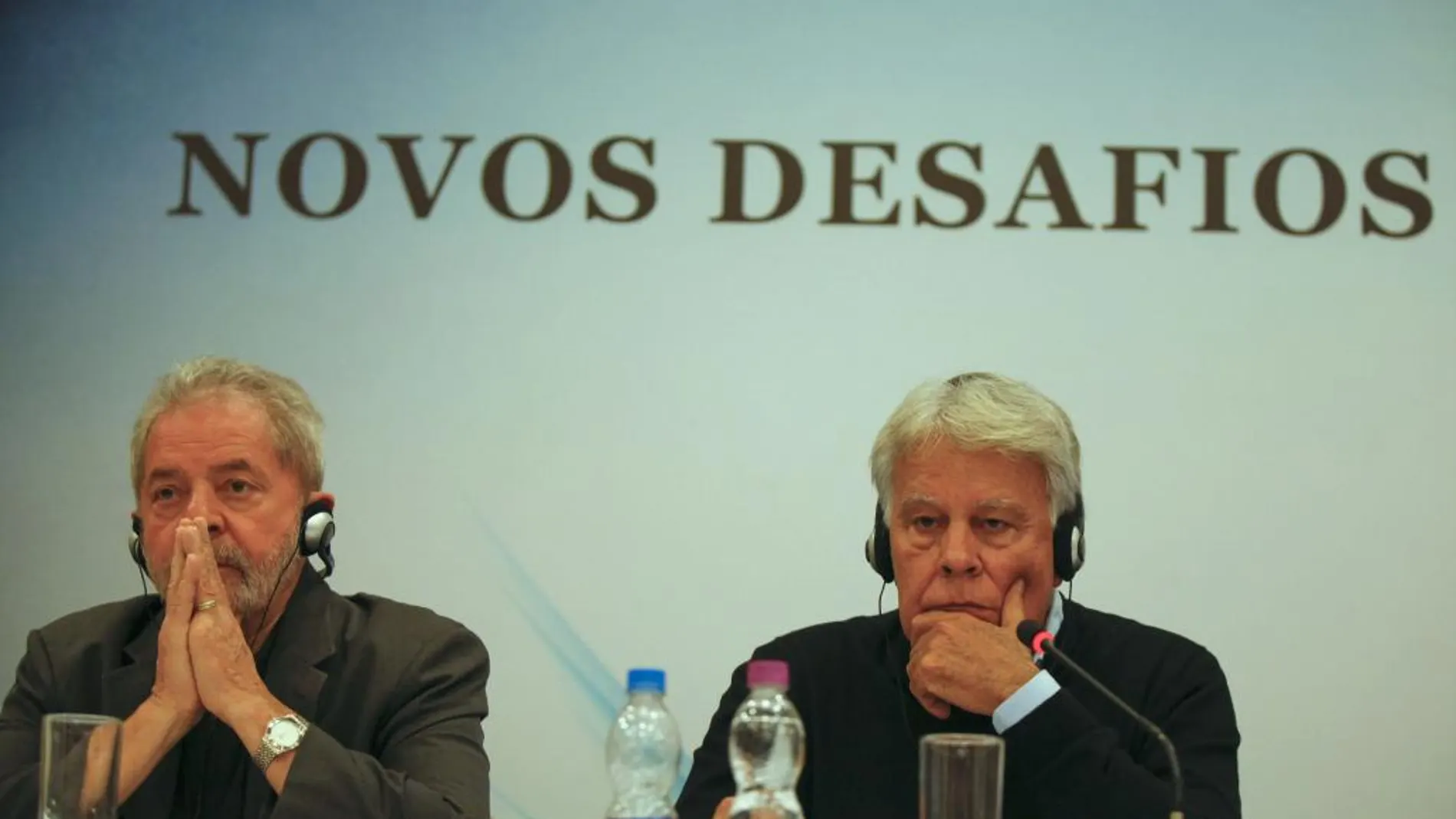 Felipe González y Luiz Inácio Lula da Silva participanen el Seminario "Nuevos desafíos de la democracia", en Sao Paulo (Brasil)