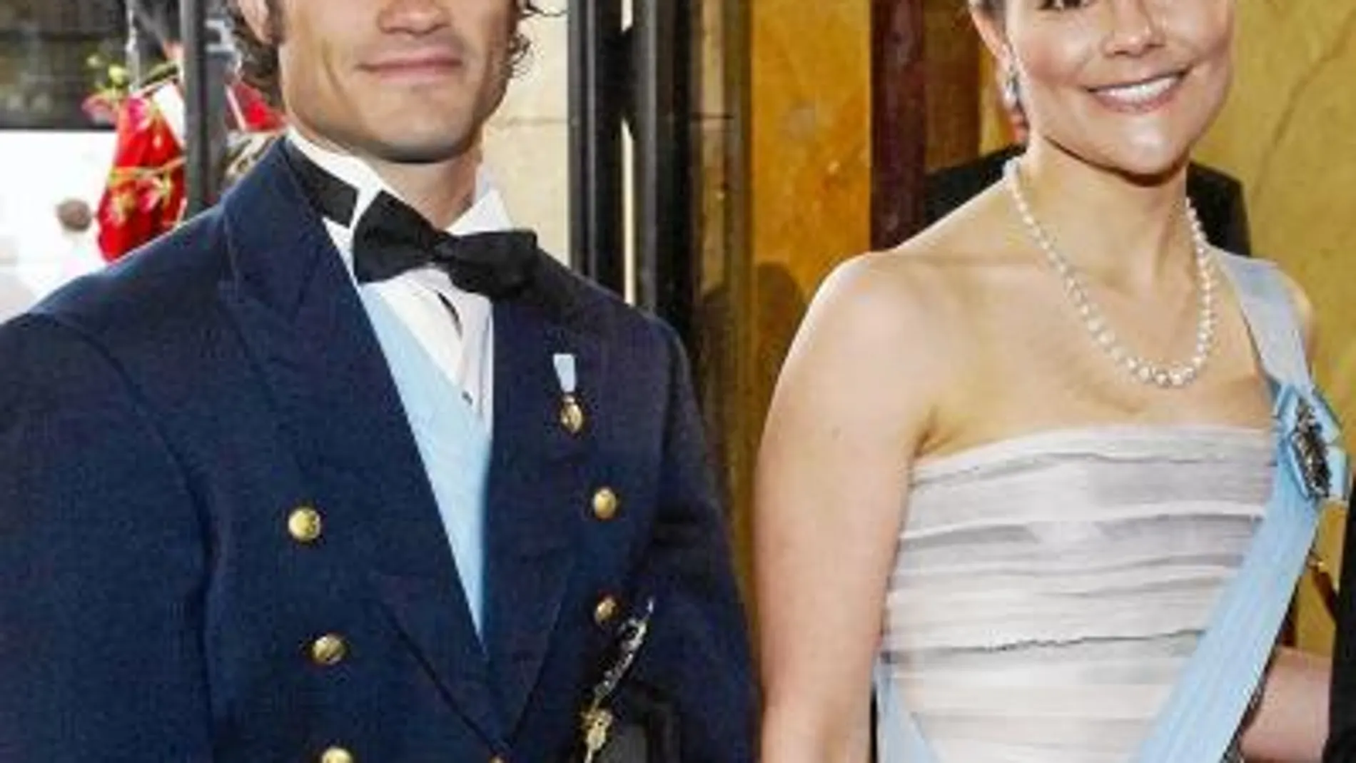Carlos Felipe de Suecia y su hermana Victoria