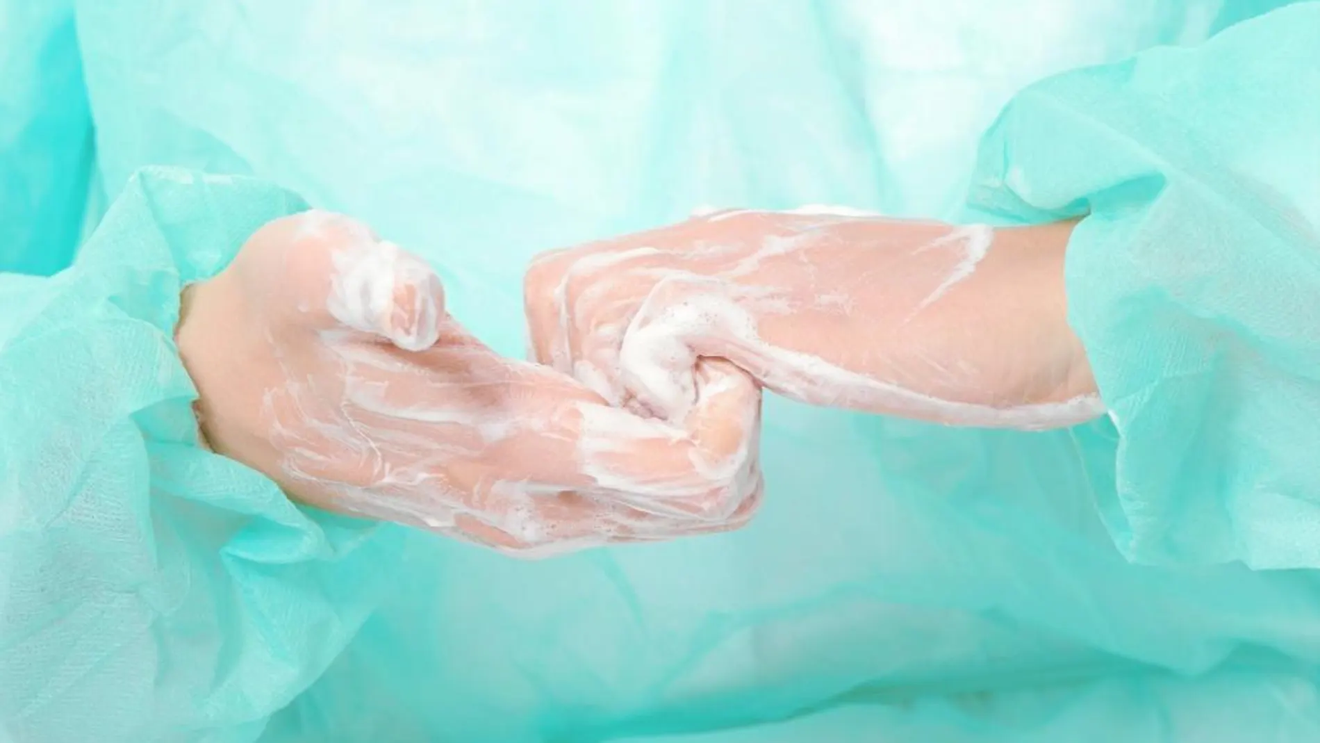 Lavarse las manos frenaría la expansión del coronavirus