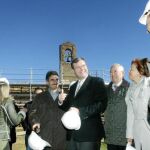 Antonio Silván visita las obras de restauración de la ermita de la Virgen de Puente de Sahagún (León)