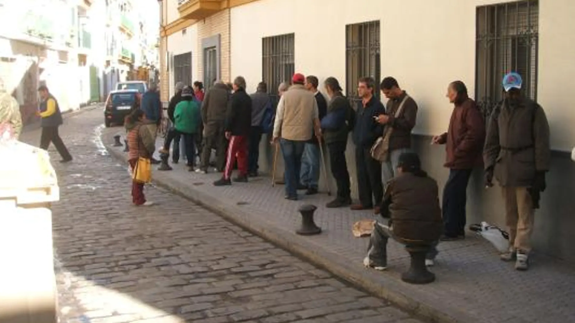 Tres de cada diez hogares tienen dificultades para llegar a fin de mes