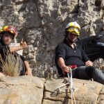 Alejandro Fernández haciendo escalada