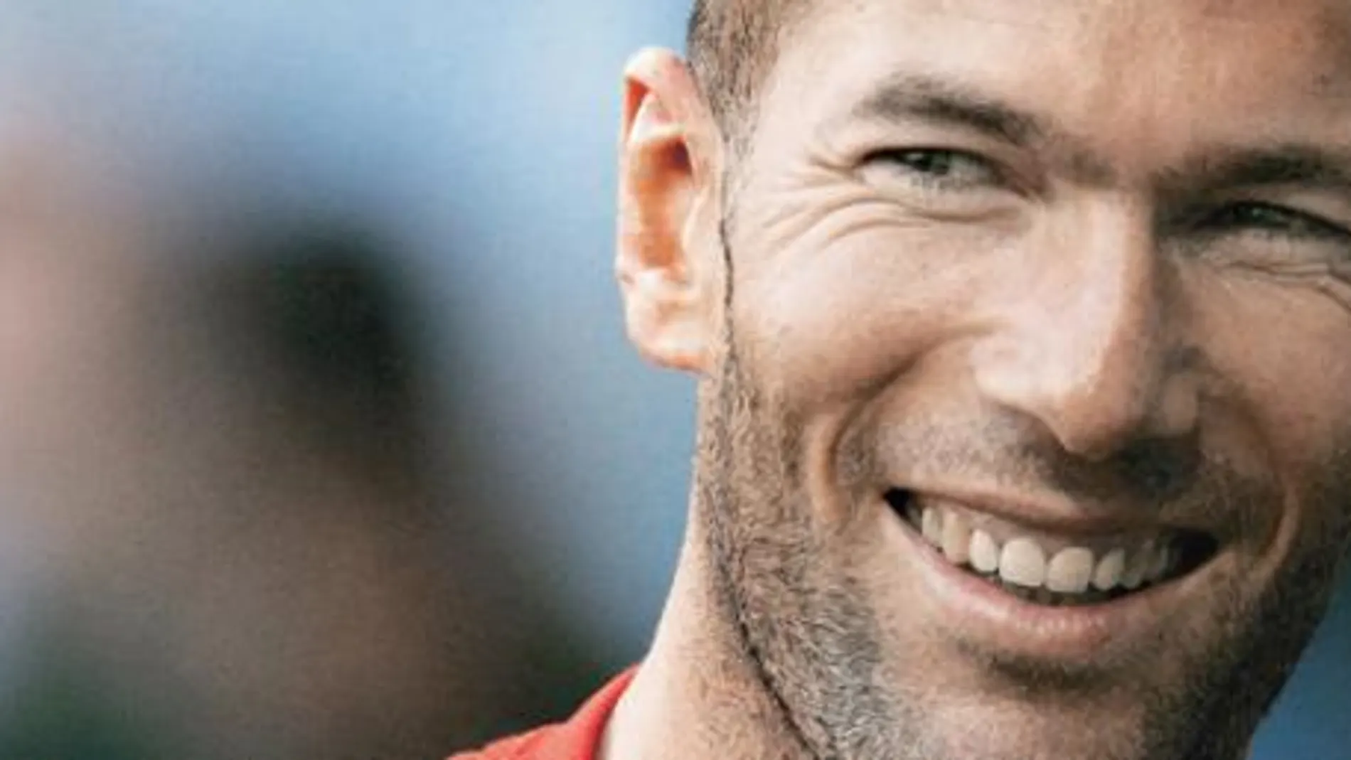Zizou no quiere fichar jugadores extranjeros