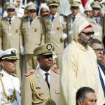 El rey de Marruecos, Mohammed VI, durante la Fiesta del Trono de Marruecos que conmemora el XIX aniversario del su ascenso al trono / Ap
