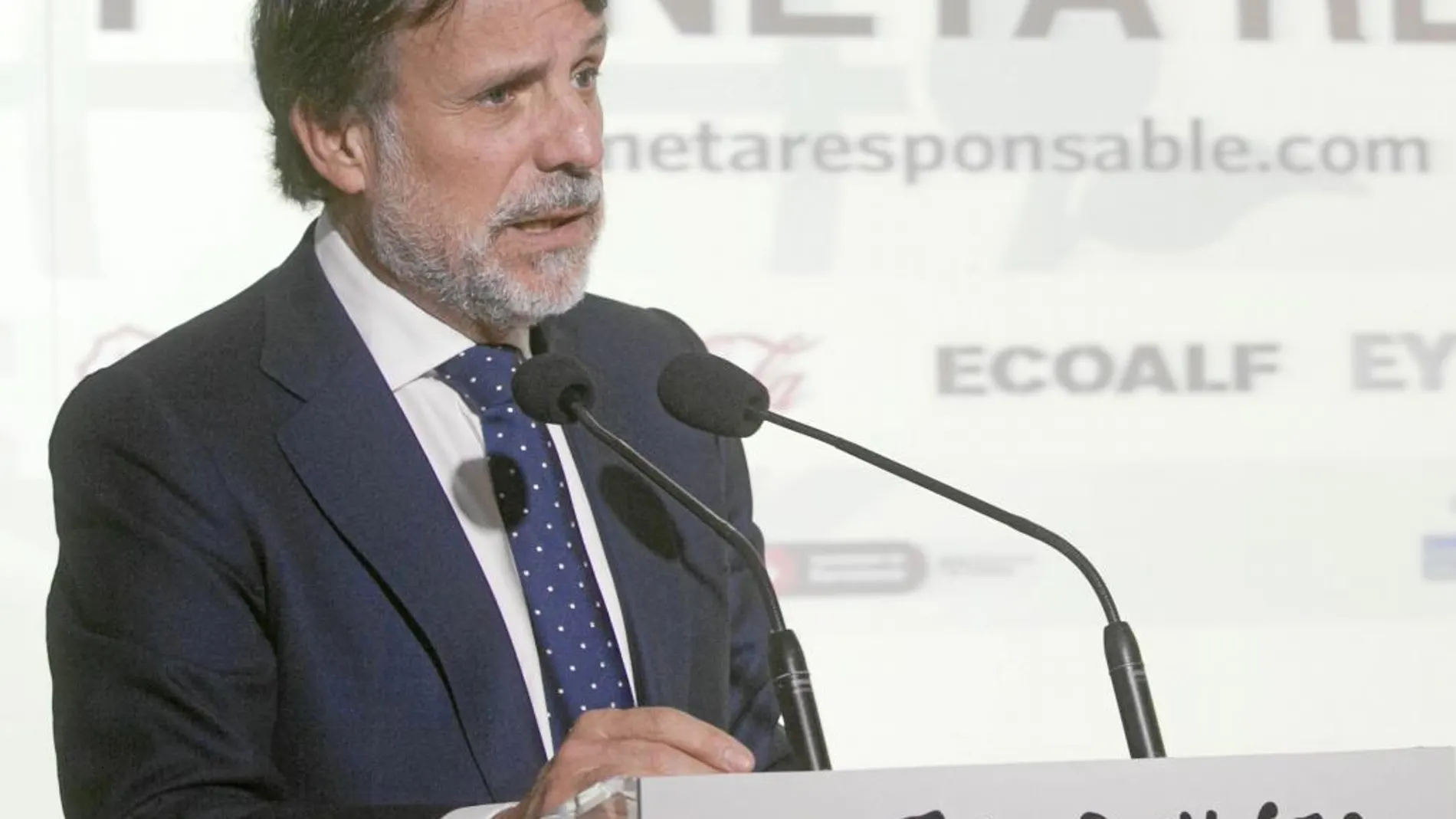El presidente del Grupo Planeta, José Creuheras, abrió este foro de debate