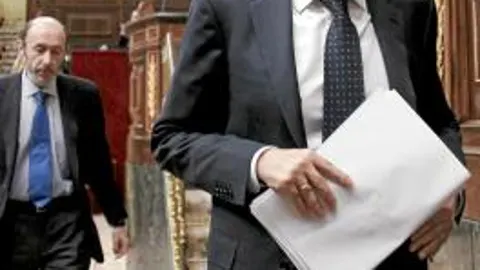 Rodríguez Zapatero, oculto durante toda la crisis, se escudó en Rubalcaba para explicar la actuación del Gobierno