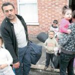 La presión racista obliga a huir a un centenar de rumanos de Belfast