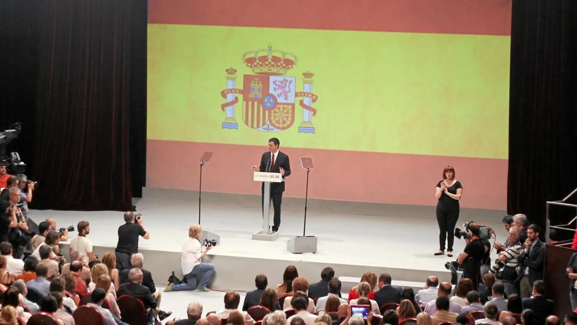 El secretario general del PSOE, Pedro Sánchez, el domingo al presentar su candidatura a La Moncloa